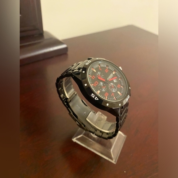 Curren Black and Red Men's Watch - Picture 3 of 3